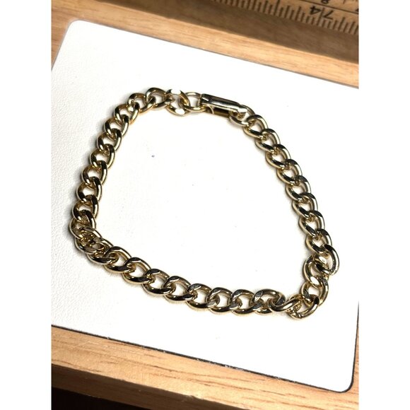 Gold Tone Chain Link Bracelet - Picture 1 of 5